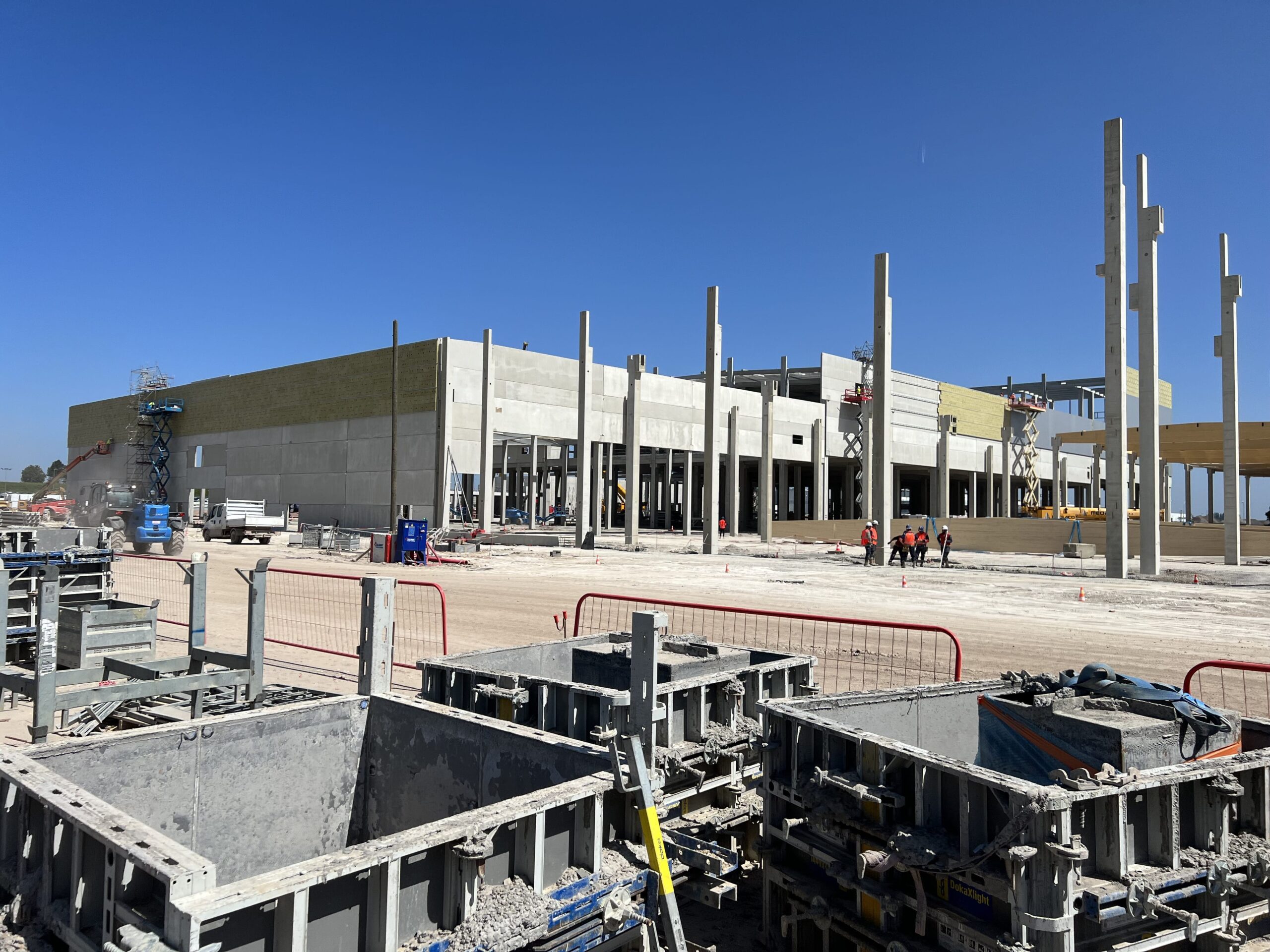 image du chantier Gigafactory pour lequel Atombim est BIM manager